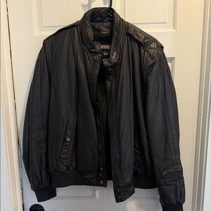 Vintage Men's Classic Black Leather Bomber Jacket